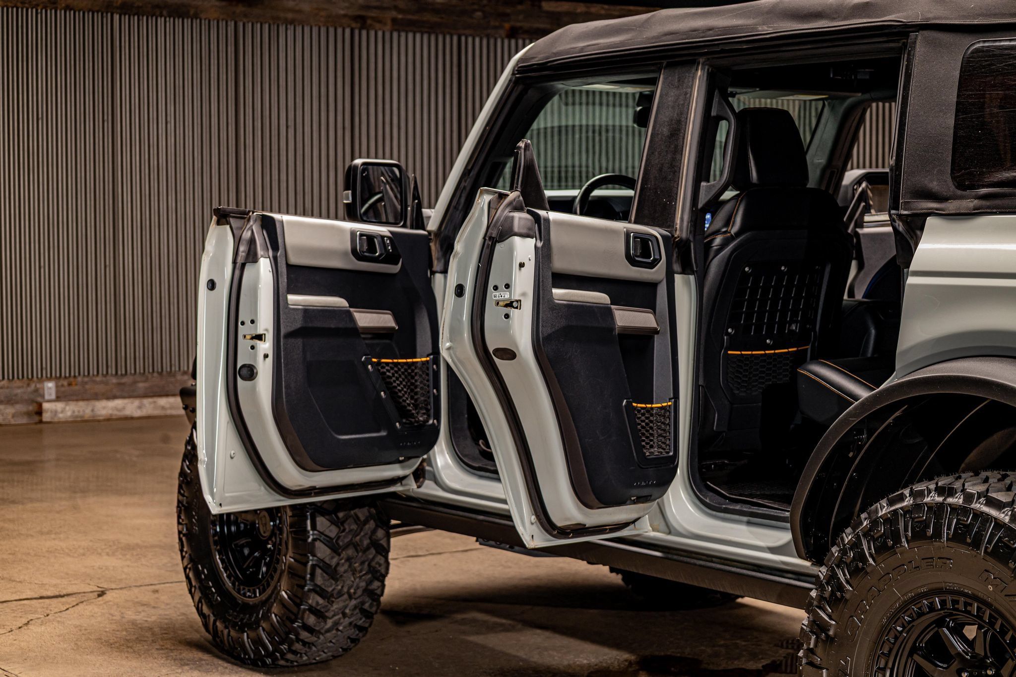 Used 2022 Ford Bronco Badlands AWD/4WD image 27