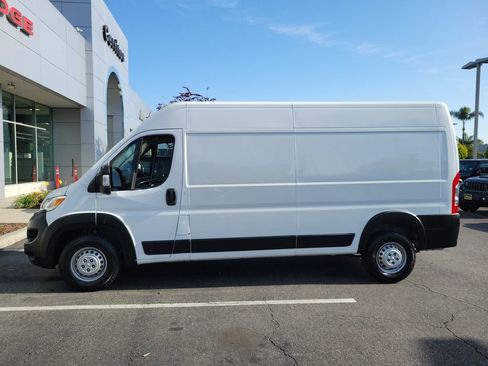 Used 2025 RAM ProMaster 2500 w/ Convenience Group FWD image 23