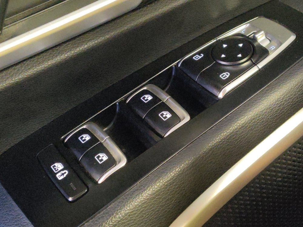 Used 2022 Kia Telluride S FWD image 27