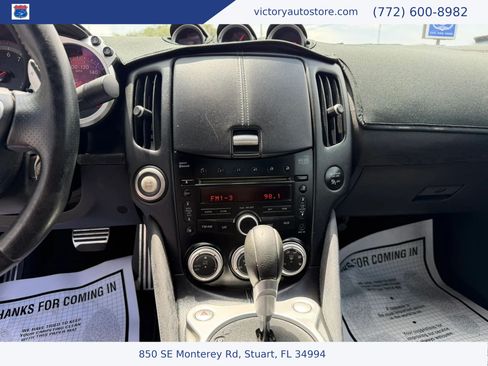 Used 2010 Nissan 370Z Touring w/ Sport Pkg RWD image 33