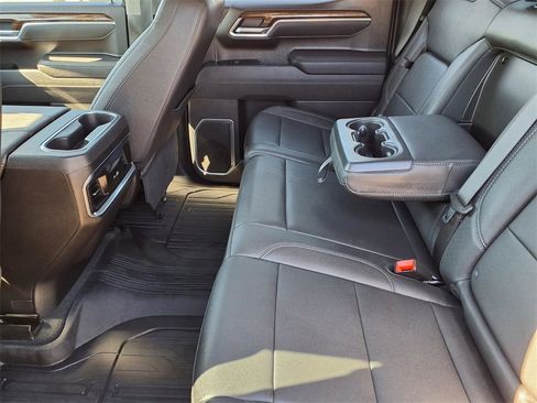 Used 2025 GMC Sierra 1500 Elevation w/ Elevation Premium Package image 11