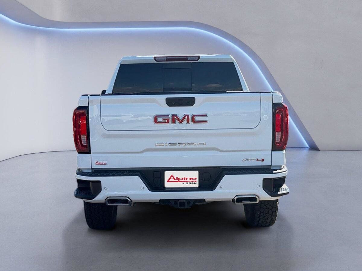 Used 2024 GMC Sierra 1500 AT4 w/ AT4 Preferred Package AWD/4WD image 4