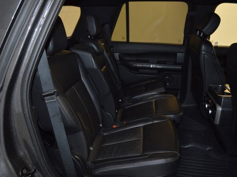 Used 2020 Ford Expedition XLT w/ Equipment Group 202A image 12
