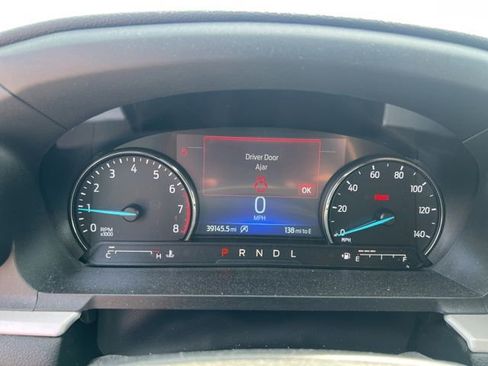 Used 2023 Ford Explorer XLT w/ Equipment Group 202A AWD/4WD image 23