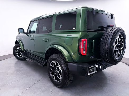 Used 2025 Ford Bronco Outer Banks AWD/4WD image 2