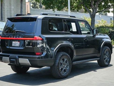 Used 2025 Lexus GX 550 AWD/4WD image 7