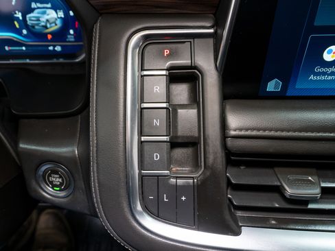 Used 2022 Chevrolet Tahoe LT w/ Luxury Package image 22