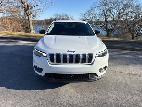 Used 2022 Jeep Cherokee Latitude Lux image 2