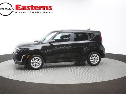 Used 2025 Kia Soul LX w/ LX Technology Package FWD image 57