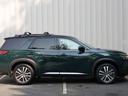 Used 2022 Nissan Pathfinder Platinum w/ Cargo Package FWD image 52