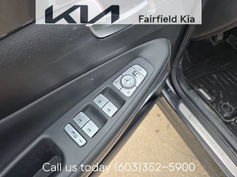 Used 2022 Hyundai Santa Fe Calligraphy image 12