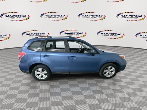 Used 2015 Subaru Forester 2.5i Premium AWD/4WD image 9