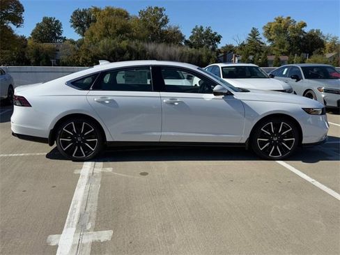 New 2025 Honda Accord Touring image 2