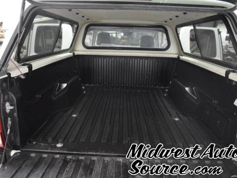 Used 2022 Toyota Tacoma SR RWD image 21
