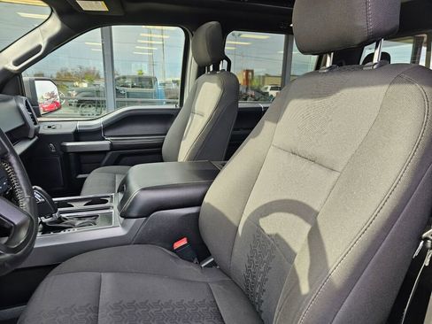 Used 2019 Ford F150 XLT w/ Equipment Group 302A Luxury AWD/4WD image 18