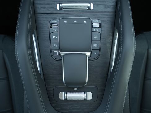 New 2026 Mercedes-Benz GLE 63 AMG S image 40