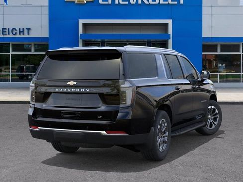 New 2026 Chevrolet Suburban LT w/ Comfort Package AWD/4WD image 4