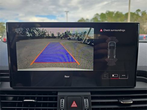 Used 2025 Audi Q5 e Premium image 19