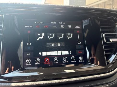 Used 2022 Dodge Durango GT AWD/4WD image 11