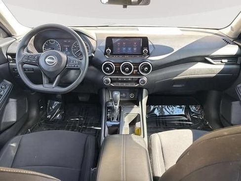 Used 2025 Nissan Sentra S FWD image 10