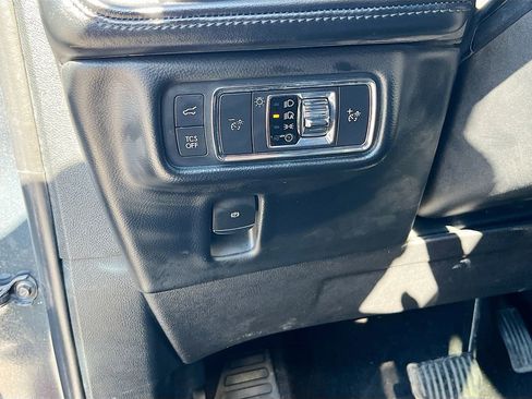 Used 2021 Lincoln Nautilus Reserve AWD/4WD image 10