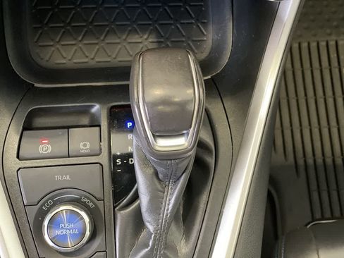 Used 2019 Toyota RAV4 XSE w/ XSE Weather Package AWD/4WD image 22