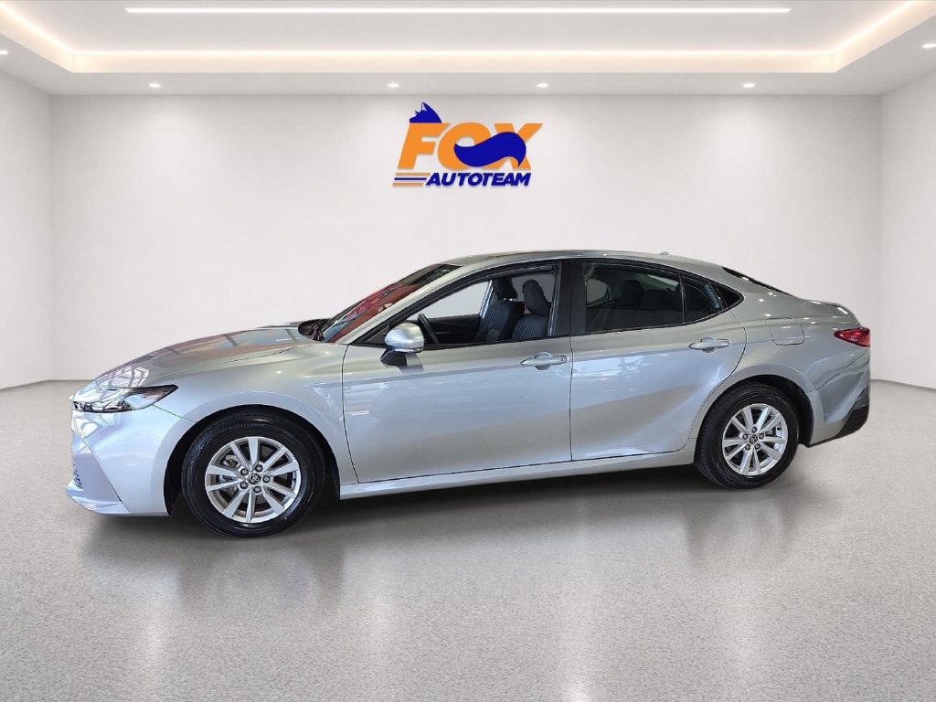 Used 2025 Toyota Camry LE FWD image 2