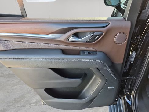 Used 2022 GMC Yukon Denali w/ Max Trailering Package image 17