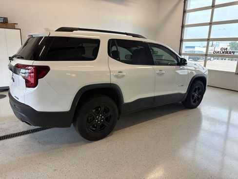 Used 2022 GMC Acadia AT4 w/ GMC Pro Grade Package AWD/4WD image 10