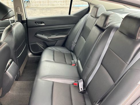 Used 2022 Nissan Altima 2.5 SR FWD image 22