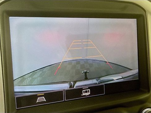 Used 2021 GMC Sierra 1500 Elevation w/ Preferred Package image 16