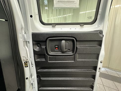 Used 2025 GMC Savana 2500 w/ Driver Convenience Package RWD image 19