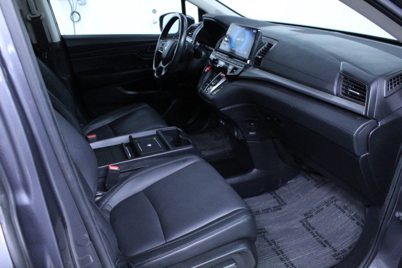 Used 2025 Honda Odyssey EX-L image 16