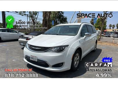 Used 2018 Chrysler Pacifica Limited