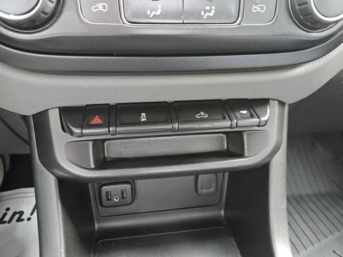 Used 2020 Chevrolet Colorado W/T w/ WT Convenience Package image 22