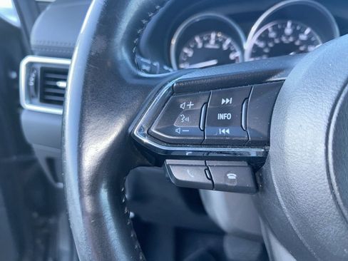 Used 2017 MAZDA CX-5 Touring w/ I-ACTIVSENSE Package FWD image 10