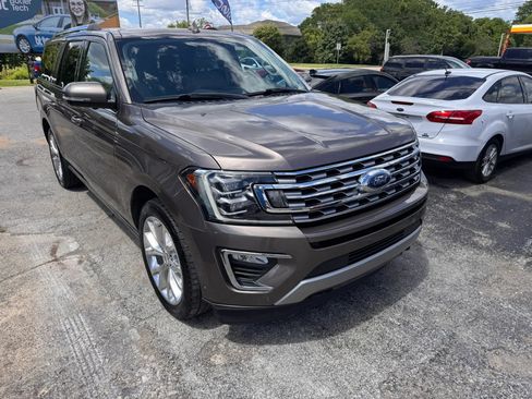 Used 2018 Ford Expedition Max Limited w/ Equipment Group 302A AWD/4WD image 9