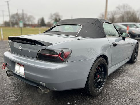 Used 2003 Honda S2000 image 8
