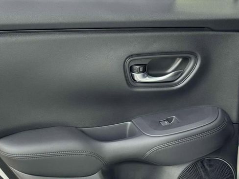 New 2026 Honda HR-V LX image 32