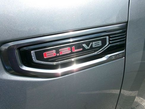 Used 2019 GMC Sierra 1500 AT4 w/ AT4 Premium Package AWD/4WD image 3