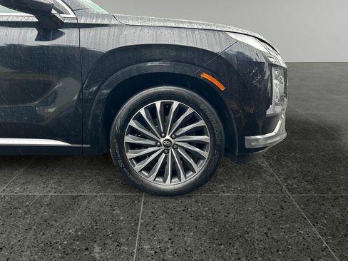 Used 2023 Hyundai Palisade Calligraphy image 9