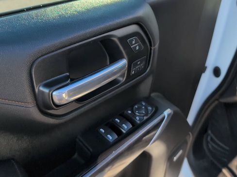 Used 2020 GMC Sierra 1500 AT4 w/ AT4 Premium Package AWD/4WD image 17