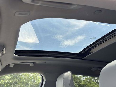 Certified 2022 Lincoln Nautilus Reserve image 15