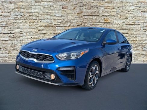 Used 2019 Kia Forte LXS FWD image 5