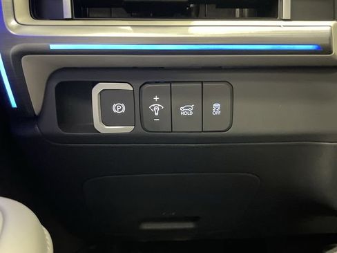 Used 2024 Hyundai Santa Fe Limited image 27