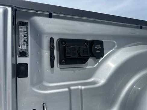 New 2026 RAM 2500 Big Horn AWD/4WD image 27