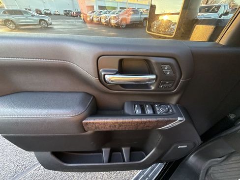 Certified 2023 GMC Sierra 2500 Denali image 29