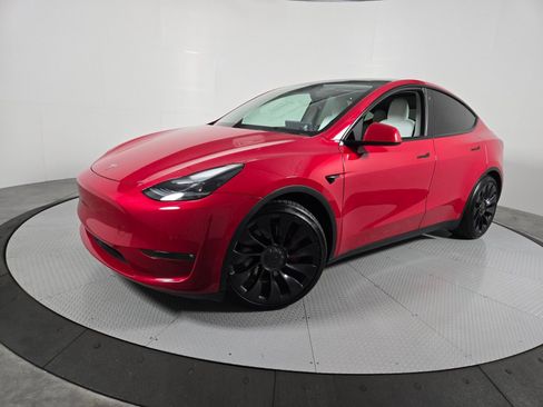 Used 2022 Tesla Model Y Performance AWD/4WD image 1