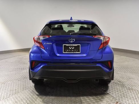 Used 2020 Toyota C-HR LE image 4