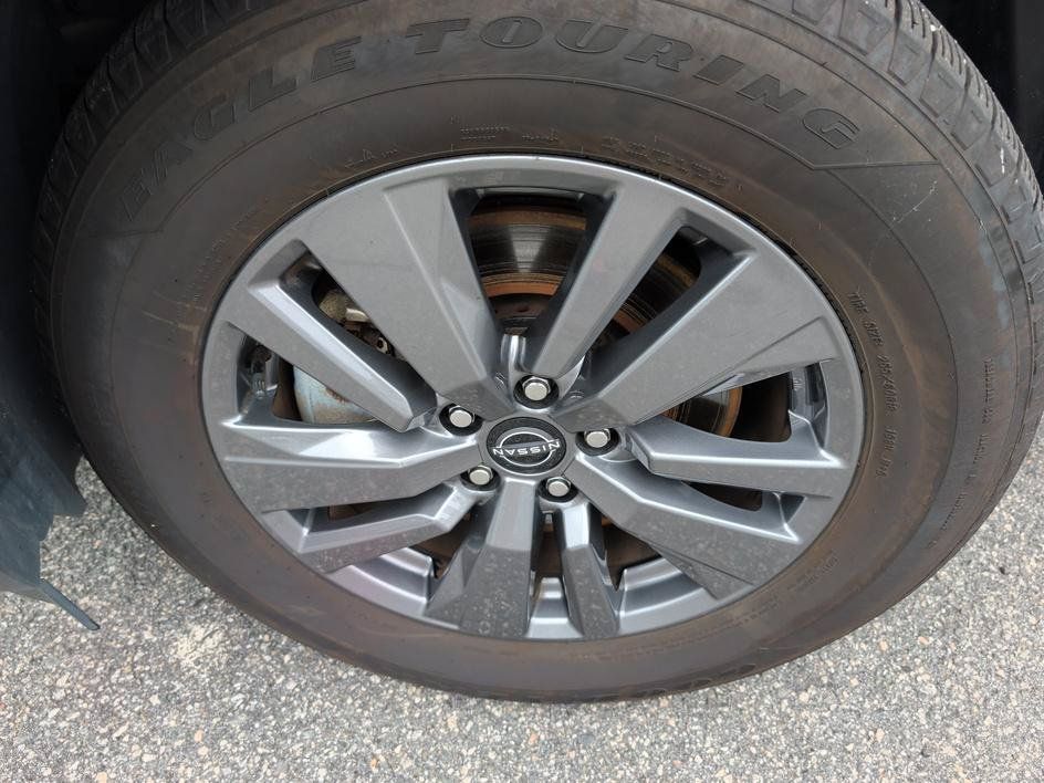 Used 2024 Nissan Pathfinder SV AWD/4WD image 7